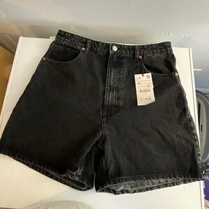 NWT Zara black denim shorts size 12